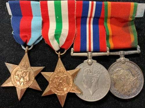 WW2 : HB POULTNEY (SET OF 4 ) NO 251292