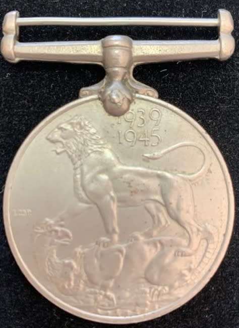 WW11 : JL DE BEER ( 1 MEDAL)