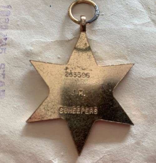 WW2 : SPR J.M. SCHEEPERS (SET OF 6 ) NO 233396 INCL LIBERTY PASS