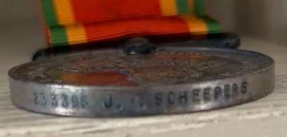 WW2 : SPR J.M. SCHEEPERS (SET OF 6 ) NO 233396 INCL LIBERTY PASS