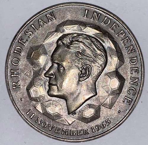 Rhodesian Independence Day 11 November 1965 Solid Silver Medallion.