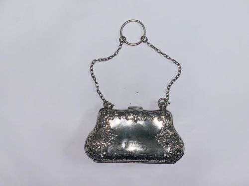 Turn of the Century Stirling Silver (80gr+/-) Mini Finger Handbag.