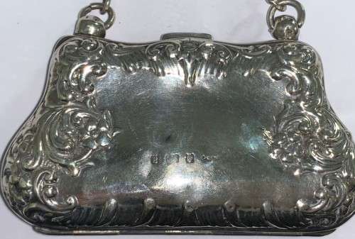 Turn of the Century Stirling Silver (80gr+/-) Mini Finger Handbag.