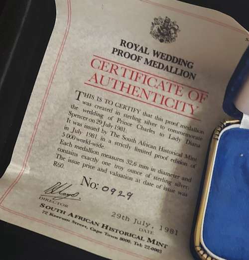 STERLING SILVER THE ROYAL WEDDING MEDALLION WITH CERTIFICATES