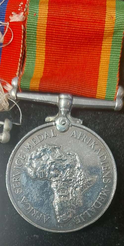 3 X WW2 MEDALS : 314116 B.D RAE