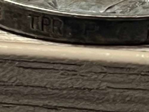 QSA - 2106 TPR, PC HOOKER S.A LI  HORSE - WITH 2 MINIATURE WAR MEDALS