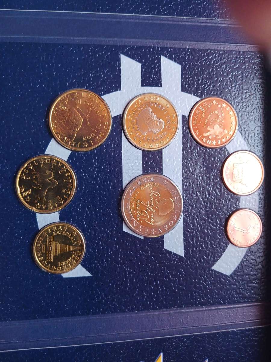 2007 EUROPE SLOWENIEN COIN SET