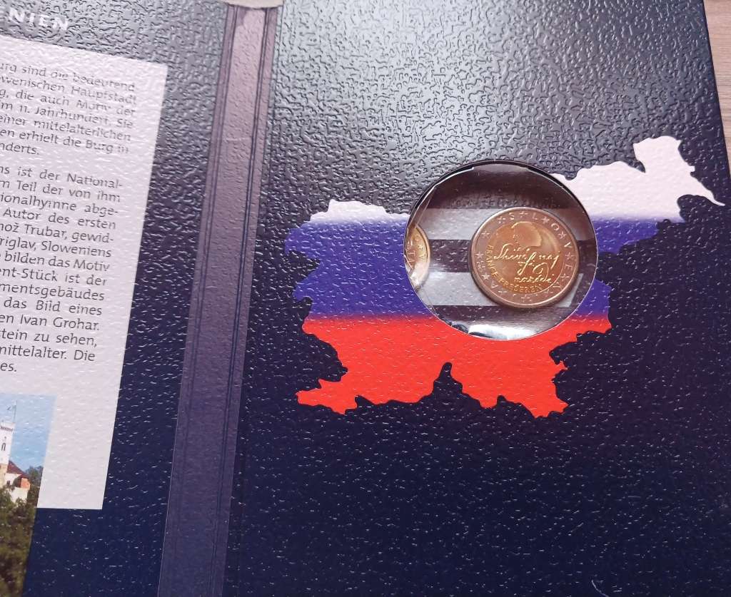 2007 EUROPE SLOWENIEN COIN SET