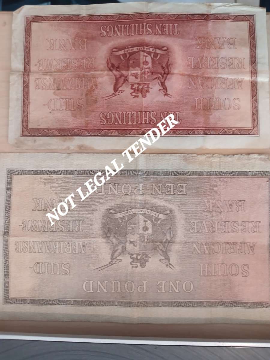 2 x SOUTRH AFRICAN RESERVE BANK NOTES : 1 X 10 SHILLING AND 1 X POUND
