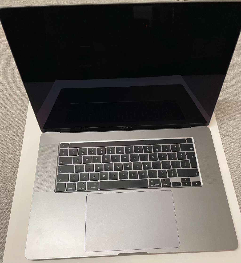 Macbook Pro 16` A2141 Intel i9 1TB SSD 2019 *Please Read*