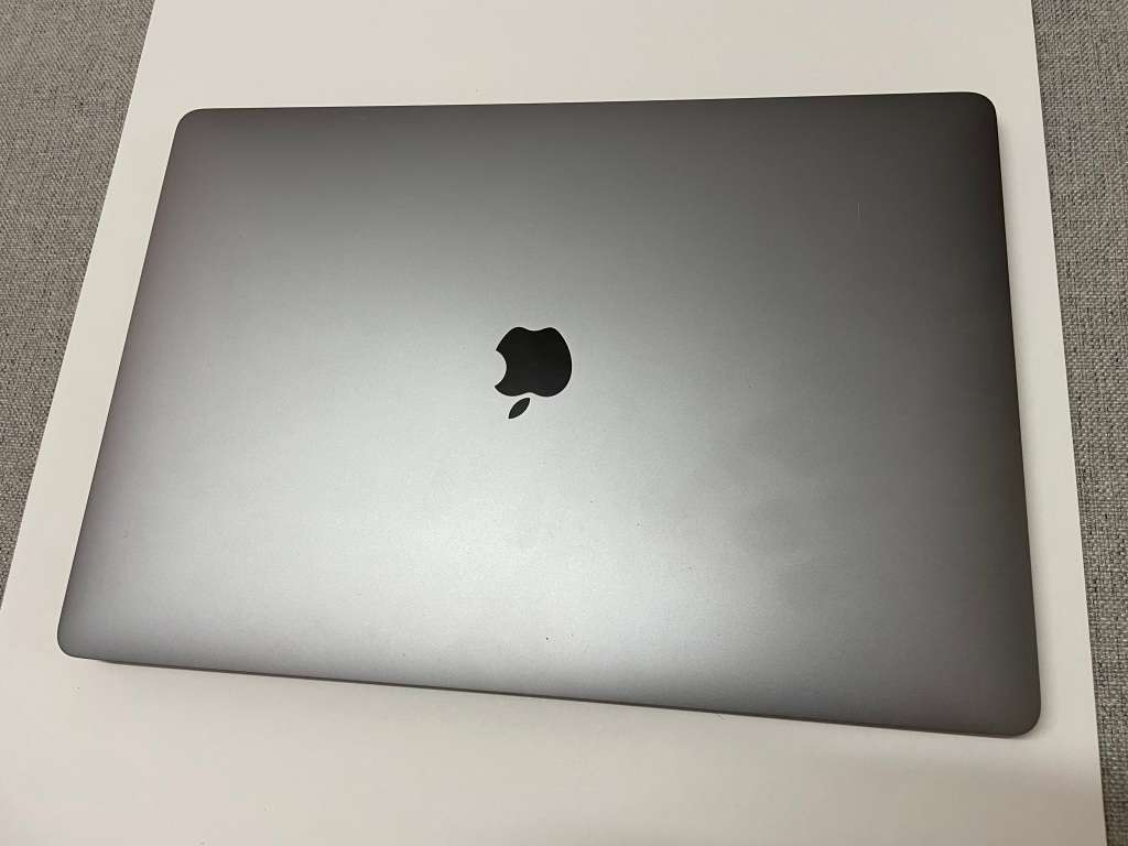 Macbook Pro 16` A2141 Intel i9 1TB SSD 2019 *Please Read*