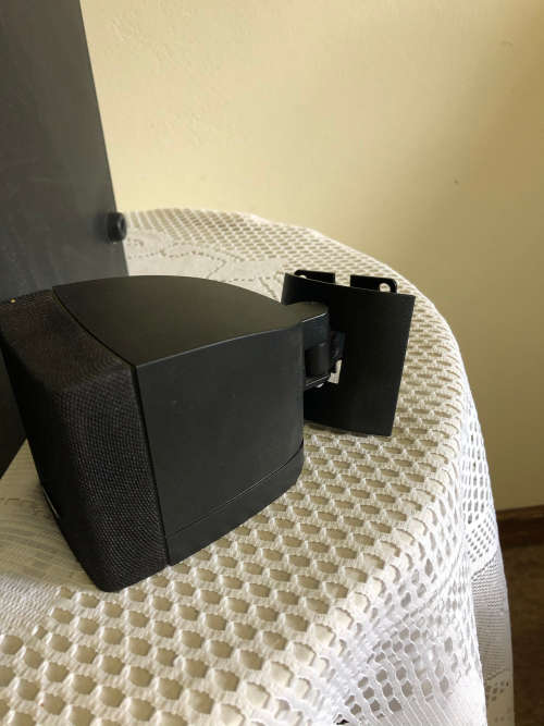 Bose Acoustimass 3 Series IV Speaker System - Excellent Deal!