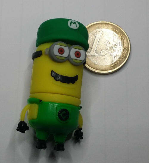 8GB Minion USB - Green Hat
