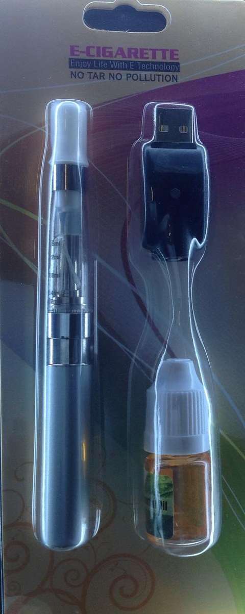 Electronic Cigarette Black Silver with 10ml of E liquid