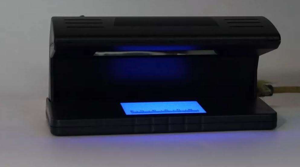 UV Light Practical Counterfeit Money Detector