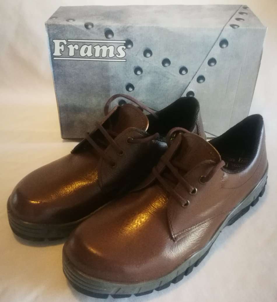 *BARGAIN*  NEW FRAMS Safety Shoes  - Brown - Size 12