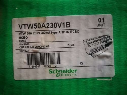 Schneider Electric VitaWatt - Multi output Residual circuit breakers