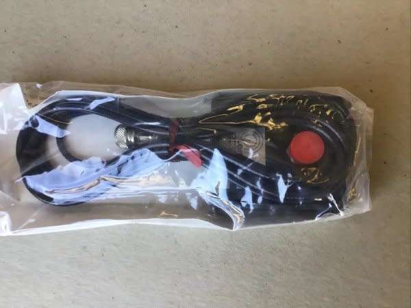 *BULK LOT* 4 x Larsen Magnetic UHF Antenna Mounts