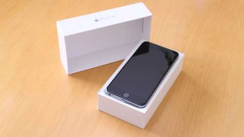 Apple iPhone 6 Space Grey 16GB in box with brand new accessories