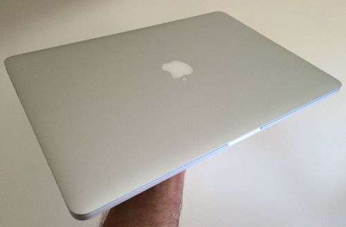 Mid 2015 Apple MacBook Pro 15 Inch i7 2.2GHz / 16GB / 256GB SSD - 1 Year AppleCare Warranty