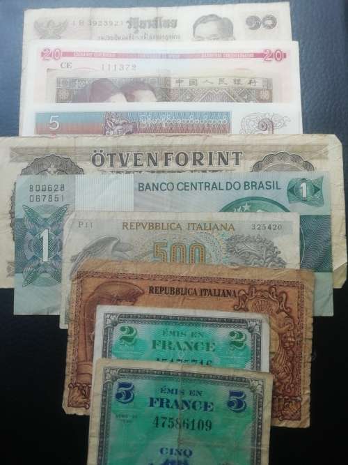Lot #6 of Used World Banknotes