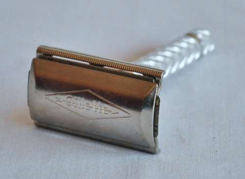 Vintage Gillette Razor Made in Endland