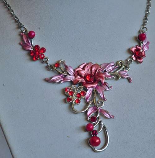 Vintage silver tone necklace with pink and red enamel and stones