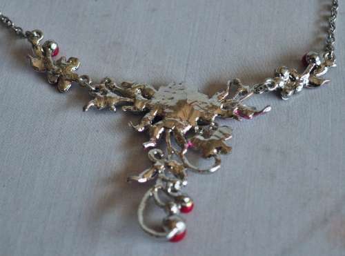 Vintage silver tone necklace with pink and red enamel and stones