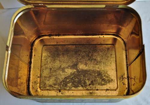 Vintage bread tin with Art Nouveau style decoration