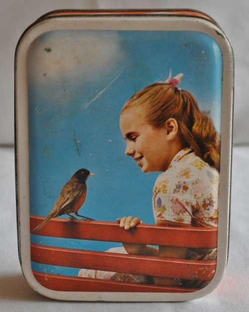 Vintage tin marked Edward Sharp South Africa (Pty) Ltd