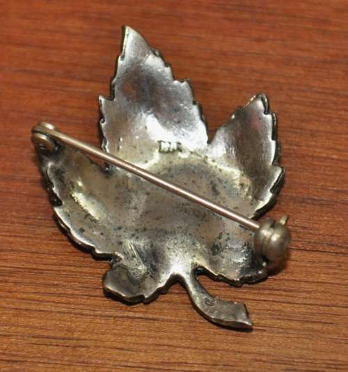 Vintage Sterling Silver and Marcasite Maple Leaf Brooch Pin stamped STR