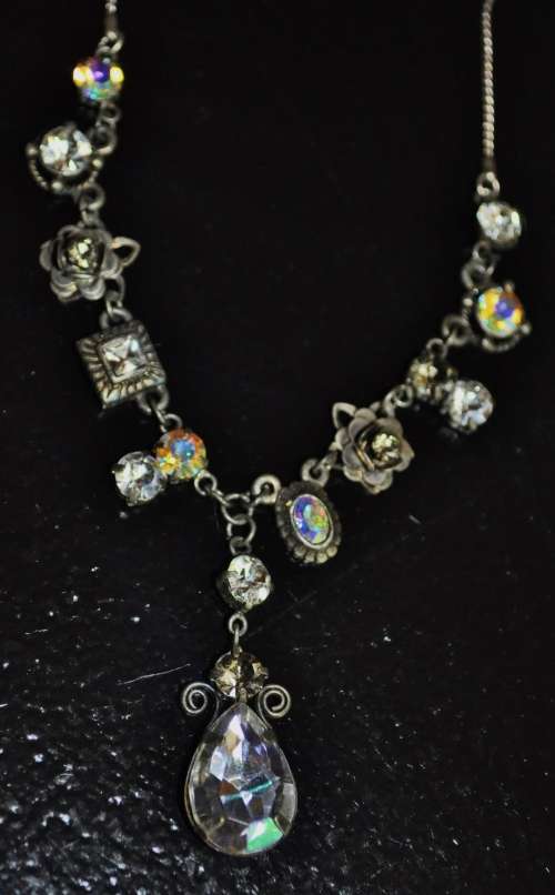 Vintage antique silver tone Aurora Borealis costume jewellery necklace