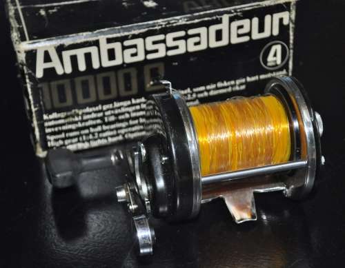 Vintage ABU Garcia Sweden Ambassadeur 10000C Fishing Reel in original box