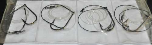 Job Lot - Booklet filled Steel wire traces with Mustad Hooks