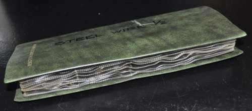 Job Lot - Booklet filled Steel wire traces with Mustad Hooks