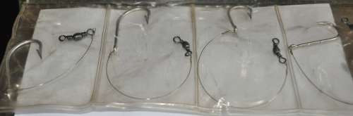 Job Lot - Booklet filled Steel wire traces with Mustad Hooks