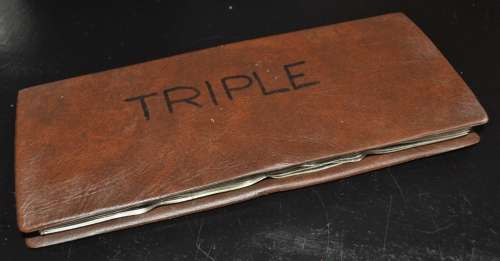 Job Lot - Booklet filled triple wire traces with Mustad Hooks