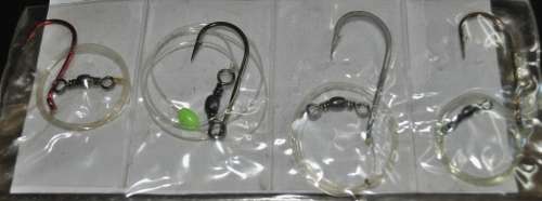 Job Lot - Booklet filled wire traces with Mustad Hooks