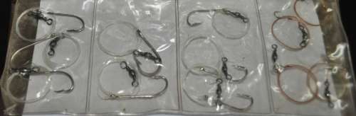 Job Lot - Booklet filled wire traces with Mustad Hooks