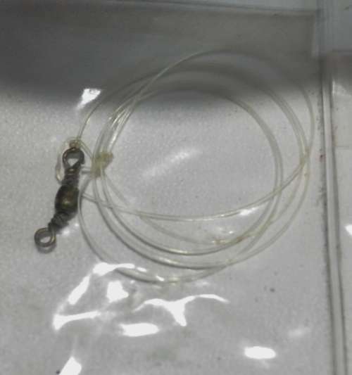 Job Lot - Booklet filled wire traces with Mustad Hooks