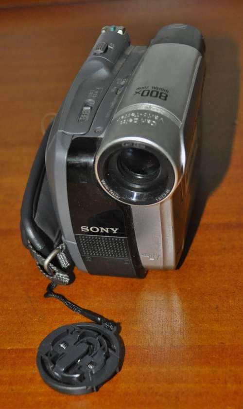 Sony Handycam DCR-HC28E Digital Video Camera Recorder with carrying case