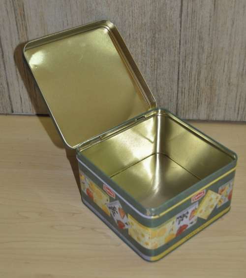 Collectible Lipton Herbal Tea Tin