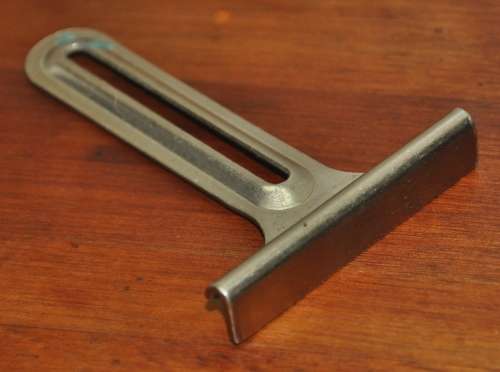 Vintage Singer Simanco Sewing machine seam guide No. 25866