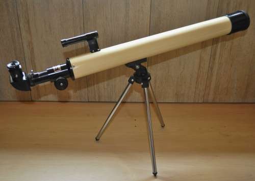 Vintage Children`s and Beginners 50X50 Earth and Space Telescope Made in Japan