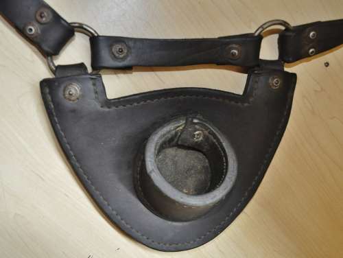 Vintage Leather Rod Bucket Fishing Belt for deep sea fishing