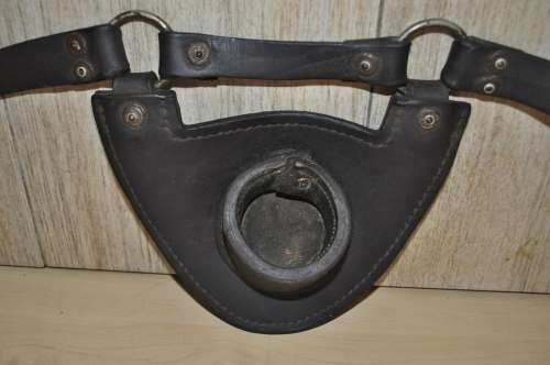 Vintage Leather Rod Bucket Fishing Belt for deep sea fishing