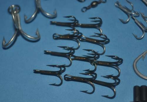Mixed lot of various Mustad hooks, Barrel Swivels, and Other Tackle