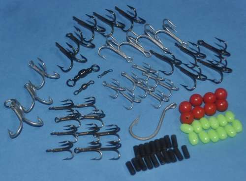 Mixed lot of various Mustad hooks, Barrel Swivels, and Other Tackle
