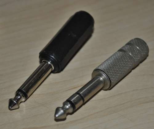 Lot of 3 Audio cables, 9 6.3 mm Audio Jacks, 2 Microphone Jacks