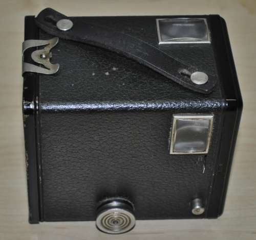 Vintage Kodak Six-20 Brownie C Roll Film Box Camera c1948
